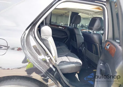 2013 Mercedes-Benz Ml 350 z USA, uszkodzony, nr VIN 4JGDA5JB6DA194881